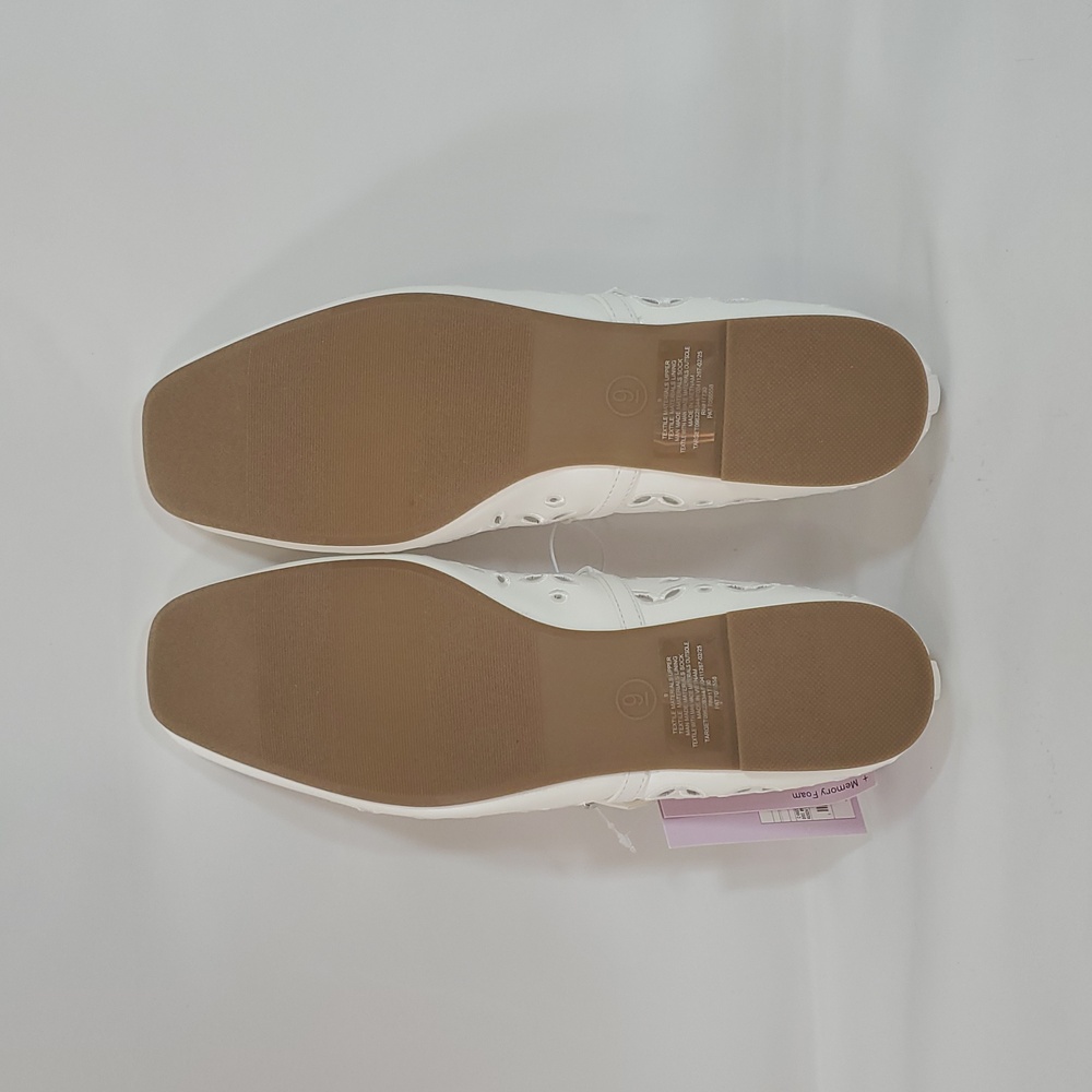 Wild Fable™ Women's Elsa Eyelet Mary Jane Ballet Flats ~ White - Picture 3 of 12